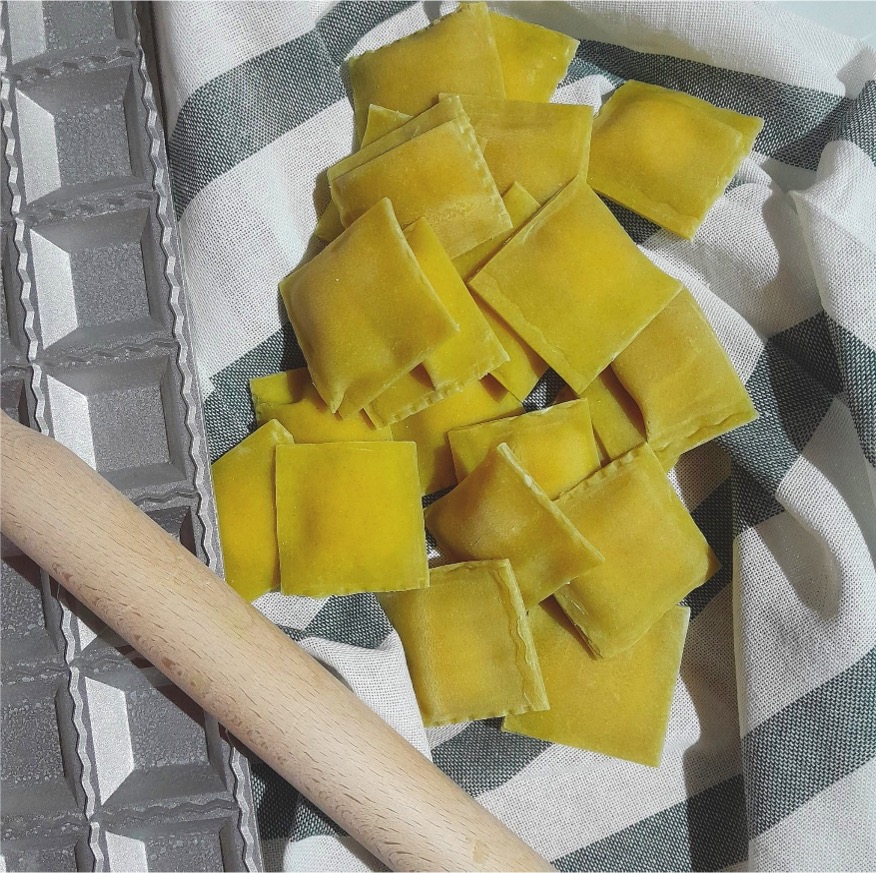 FAT AR. RAVIOLI aux Jambon cru & Mortadelle  (Produit frais surgelé)
